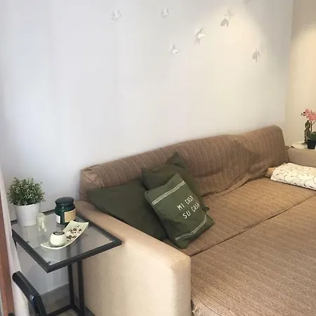 Apartment Garden City